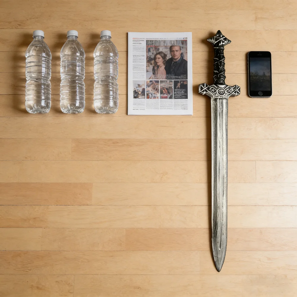 60cm Medieval Knight Sword Ret - Cosplay Prop Dagger ulasan dan harga